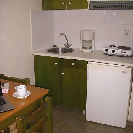 Romantica Aparthotel 3*