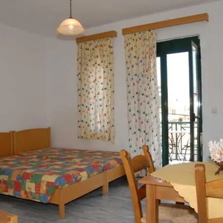 Romantica Aparthotel 3*