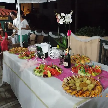 Romantica Aparthotel